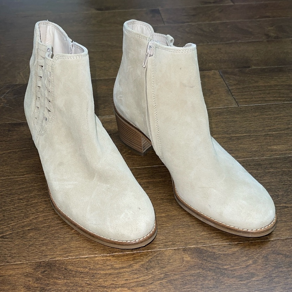 Paul Green suede bootie